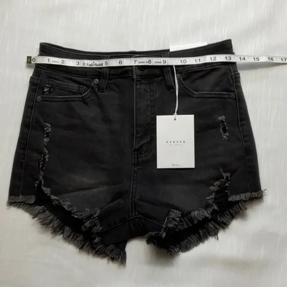 KanCan faded black high rise cutoff - Picture 8 of 9